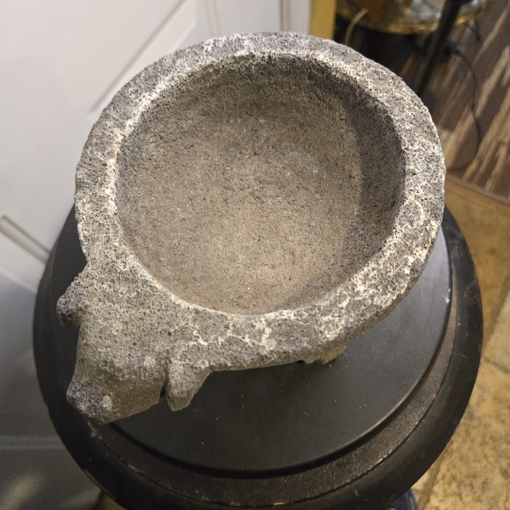Rustic Stone Home Art Sculptural Antique Molcajete Stone Pig Pestle - Picture 2 of 12